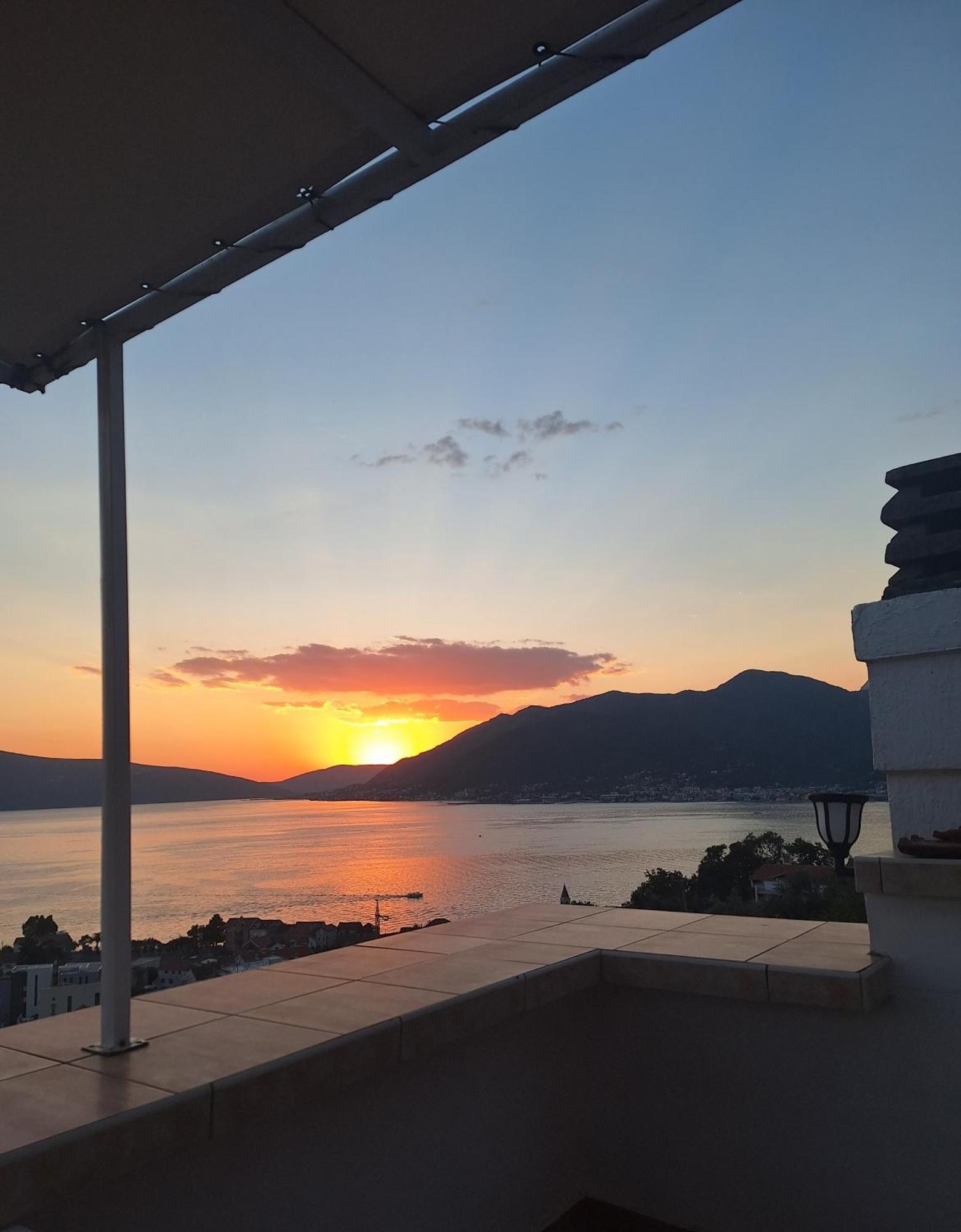 Adriabay Studio Tivat Exteriér fotografie
